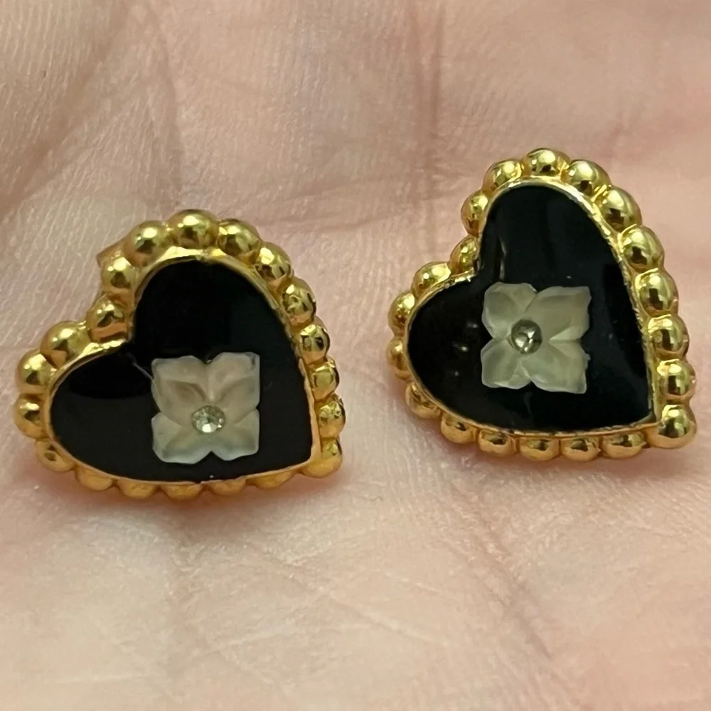 Gold and Black Heart Earrings - Picture 5 of 5